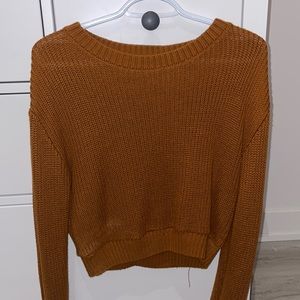 CROPPED KNIT SWEATER